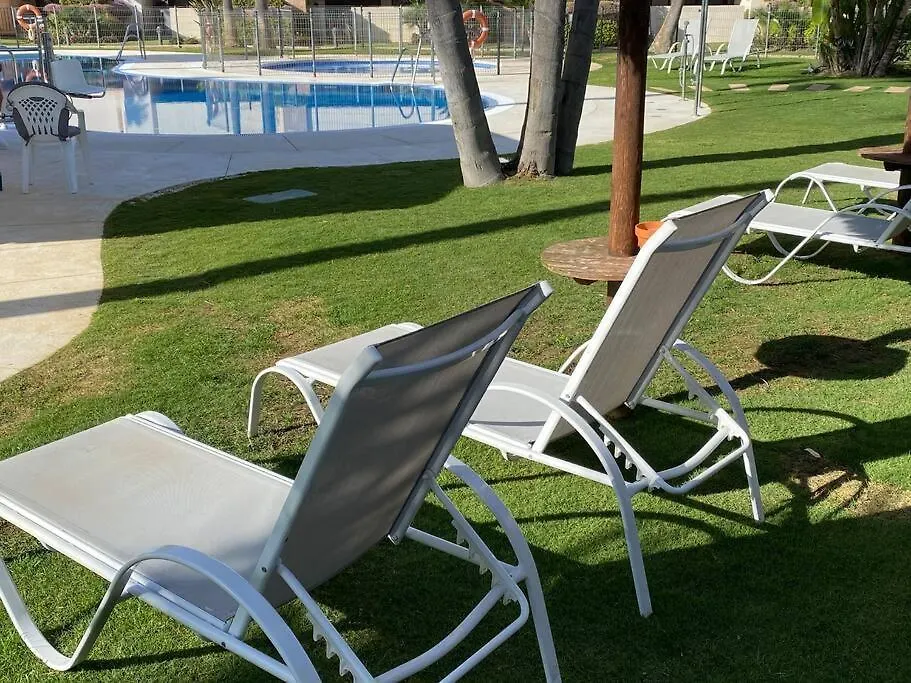 Apartamento Lujo En Primera Linea De Playa En Bahia De La Plata, Estepona