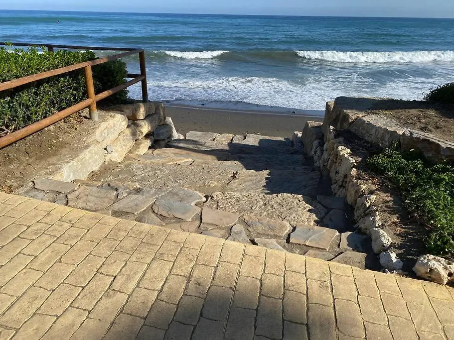 Apartamento Lujo En Primera Linea De Playa En Bahia De La Plata, Estepona