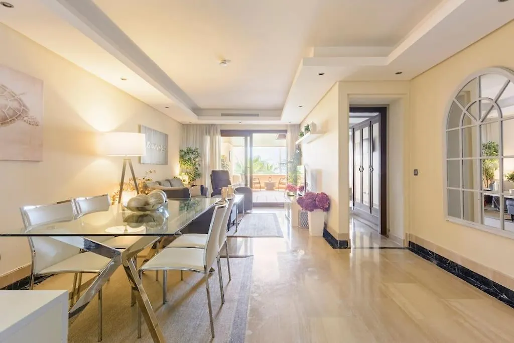 Apartamento Lujo En Primera Linea De Playa En Bahia De La Plata, Estepona 0*,  Spain