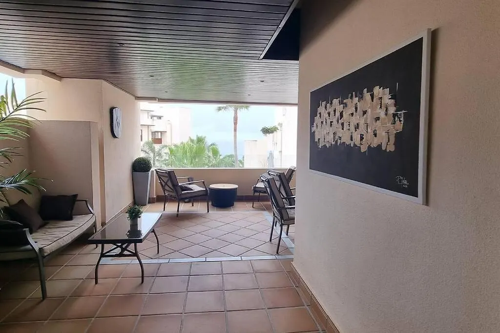 Apartment Apartamento Lujo En Primera Linea De Playa En Bahia De La Plata, Estepona Spain